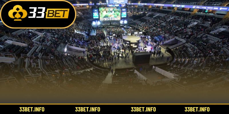 Khoảnh khắc ăn mừng chiến thắng tại trận chung kết E-sport